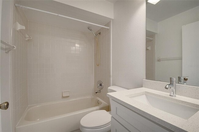 Building Photo - 1239 Lucaya Cir