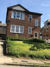 Building Photo - 2709 Pyramid Ave