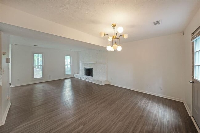 Building Photo - 7156 Whitfield Dr