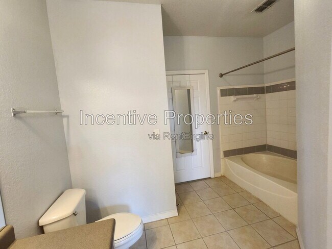 Building Photo - 6685 Queens Borough Ave