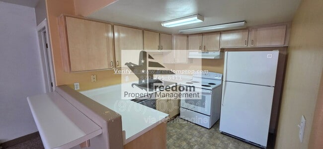 Building Photo - 1102 Belford Ave