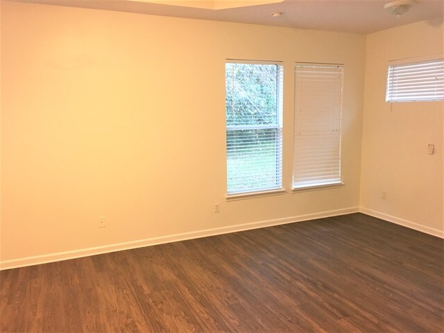 Building Photo - 4622 Glendas Meadow Dr