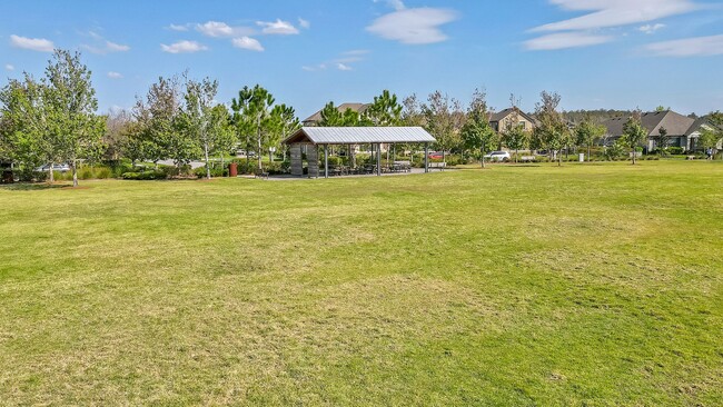 Building Photo - Gorgeous Starkey Ranch Home