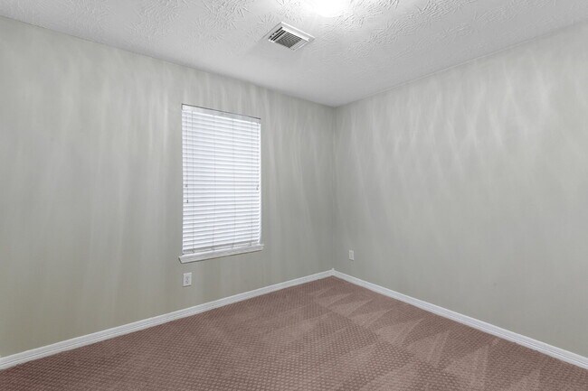 Building Photo - 2434 Montana Blue Dr