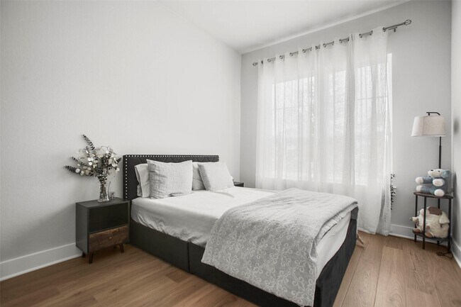 Building Photo - 5010 Vly Wind Ct