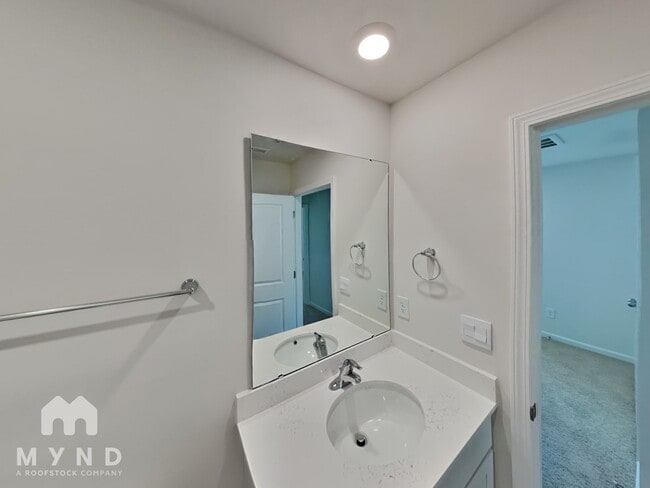 Building Photo - 5102 Hyrule Dr