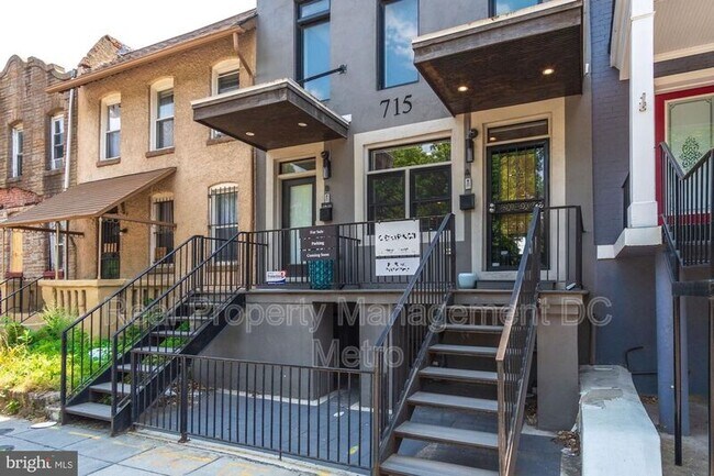 Building Photo - 715 Florida Ave NE