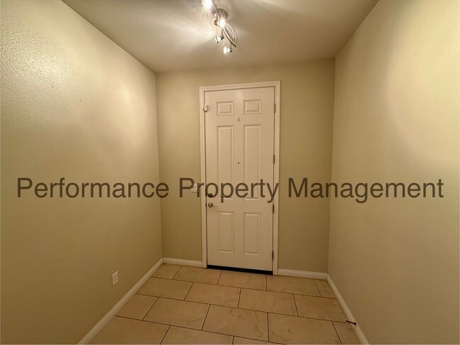 Building Photo - Stunning 4 Bed/3 Bath SW Bakersfield Home w/ Solar, RBP & $0 Deposit Option