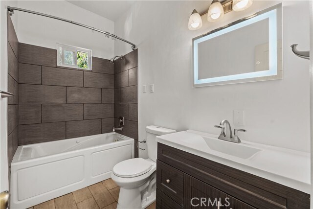 Building Photo - 1559 Winona Blvd