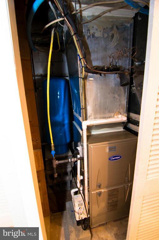 Building Photo - 6638 Holland St