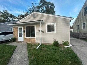 Building Photo - 15490 Dixie