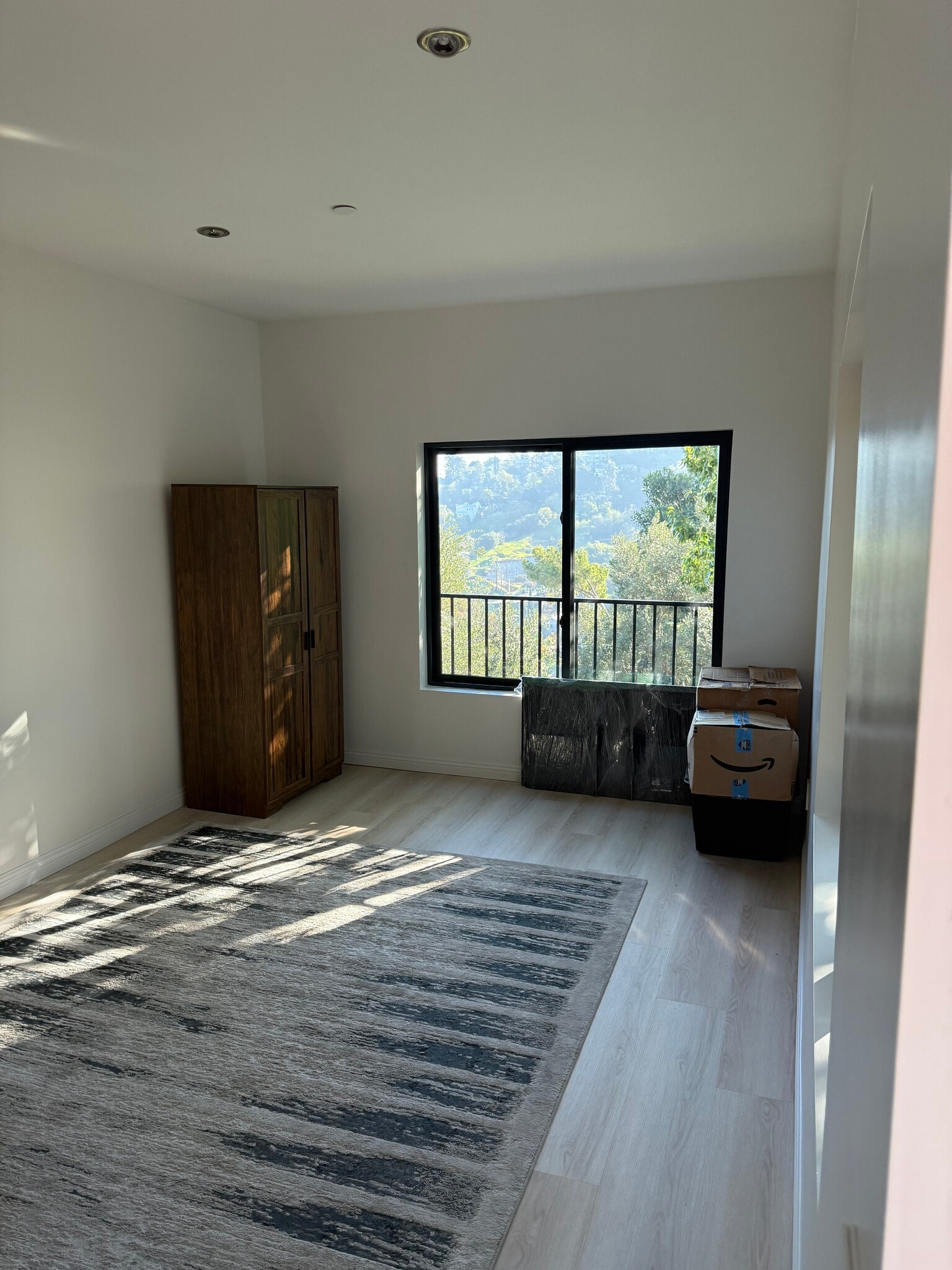 Building Photo - 2315 Loma Vista Pl