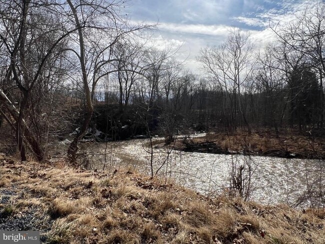 Building Photo - 2834 E Boss Arnold Rd