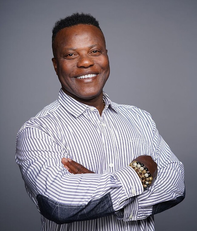 Building Photo - Spacious three-story 4BR/3BA single family home in Bernal Heights, Deck, View,W/D,Storage(637 Per...