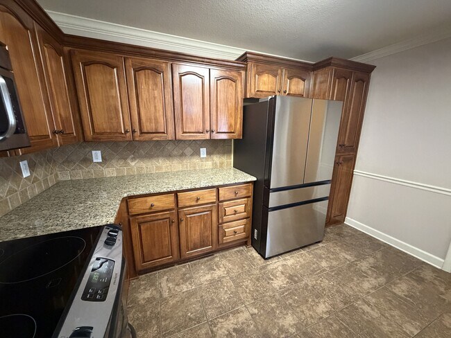 Building Photo - 1417 Puritan Dr
