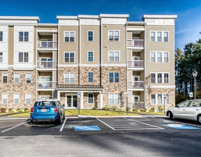 Building Photo - 2 Winslow Ln
