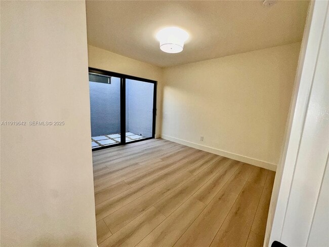 Building Photo - 11279 NW 15th Ct