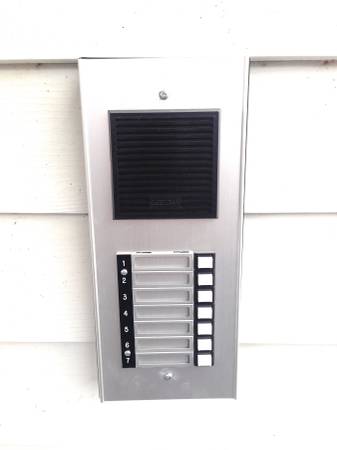 Building Photo - 91 Main St