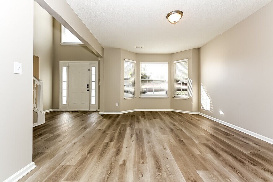 Building Photo - 11598 Registry Blvd