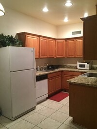 Building Photo - 68th Drive