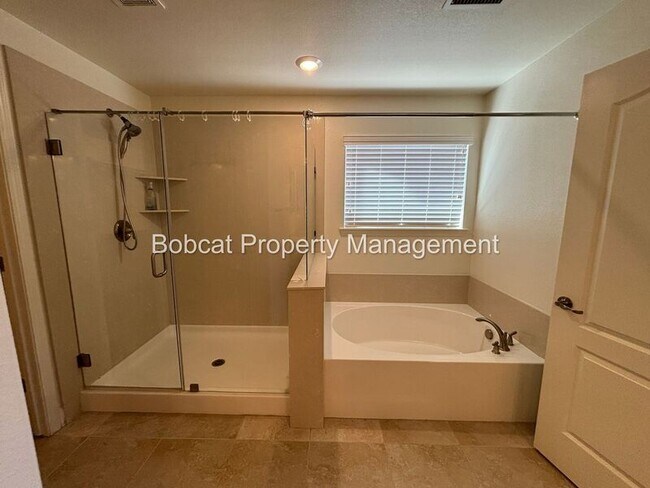 Building Photo - 6515 Copper Mountain Dr