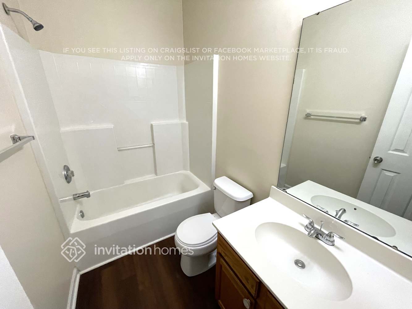 Building Photo - 9938 Willow Leaf Ln