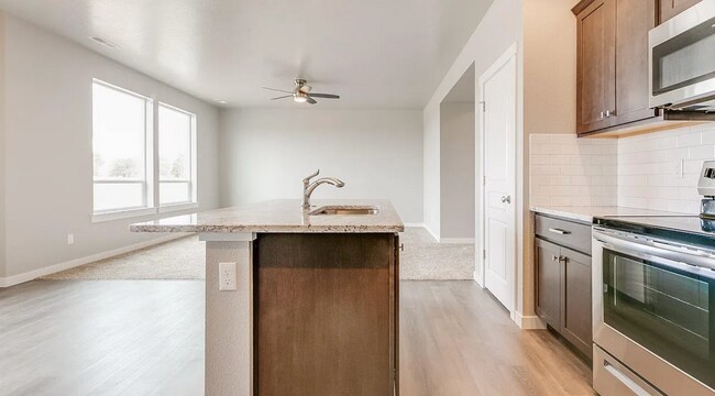 Building Photo - Modern 4-Bedroom Home in Meridian – Spacio...