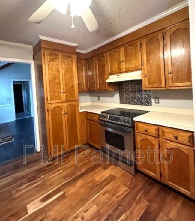 Building Photo - 105 Larkspur Ct