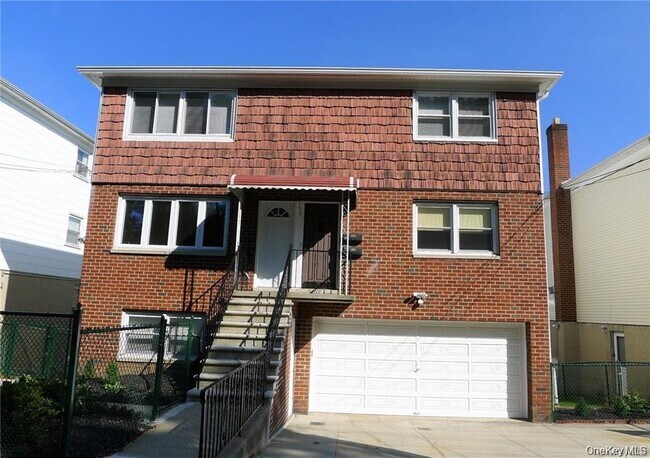 Building Photo - 156 Truman Ave