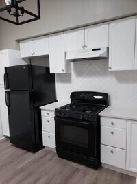 Building Photo - 3225 W 1st Ave