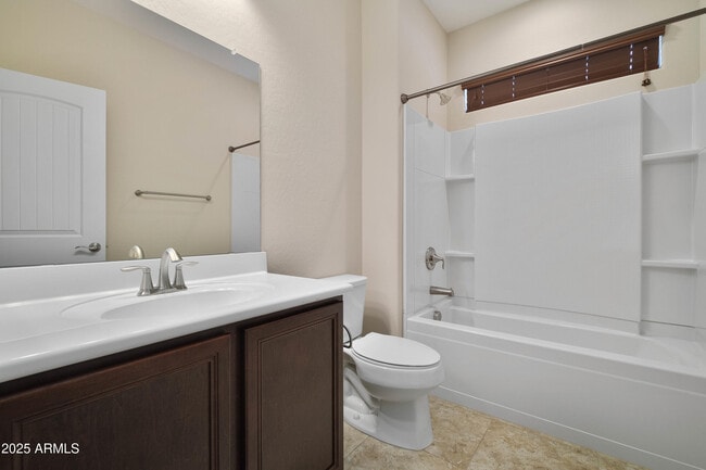 Building Photo - 17555 W Hedgehog Pl