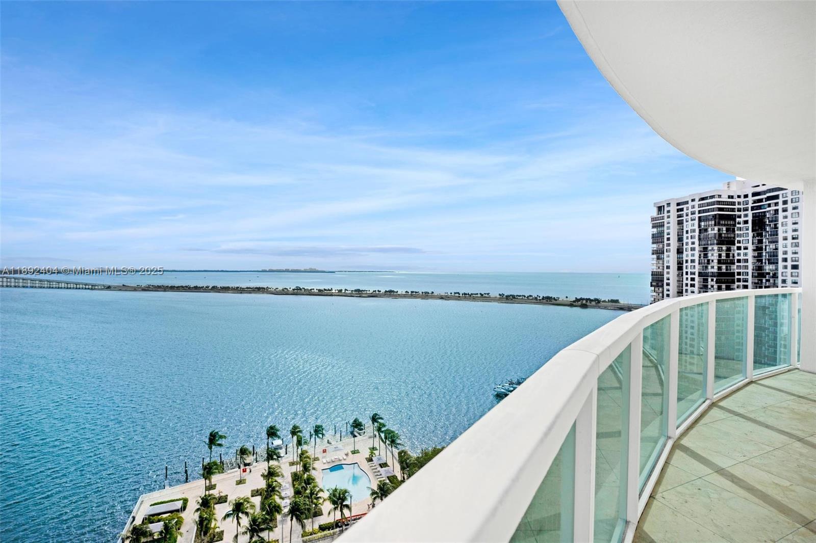 Building Photo - 2101 Brickell Ave