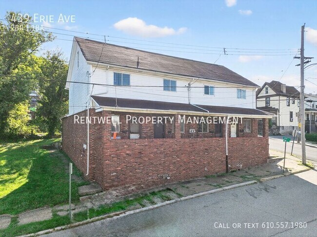 Primary Photo - 439 Erie Ave