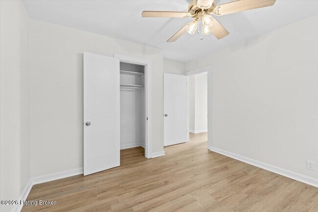 Building Photo - 1600 Algonquin Pkwy