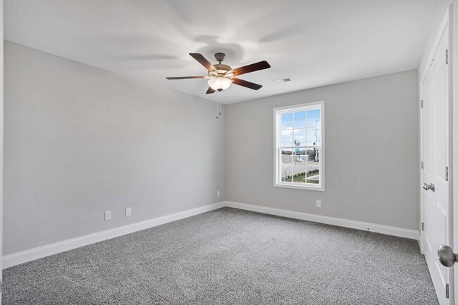 Building Photo - Sango Square # 205