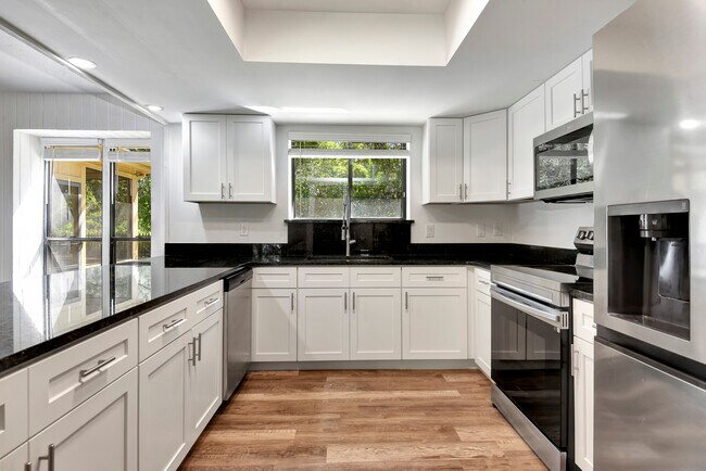 Building Photo - 40 River Ridge Trail