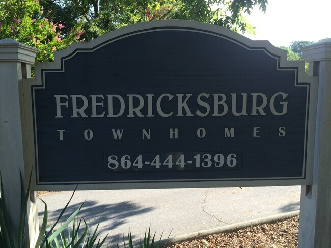 Building Photo - 15 Galphin Dr