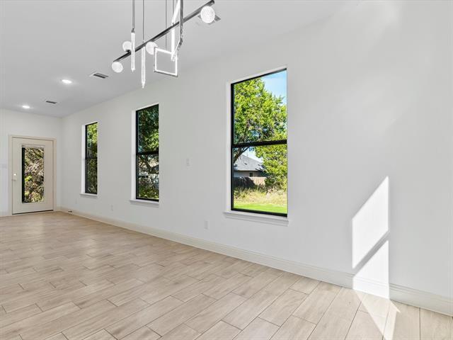 Building Photo - 5105 Waterbury Ct