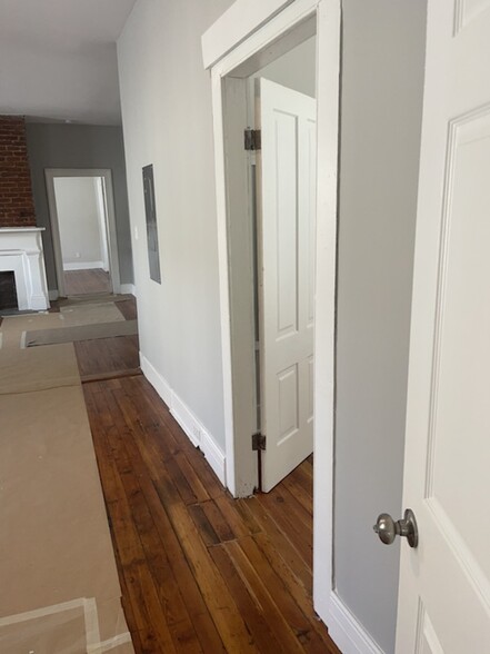 Building Photo - 405 Harrison St