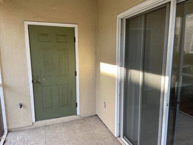 Building Photo - 3750 Silver Bluff Blvd