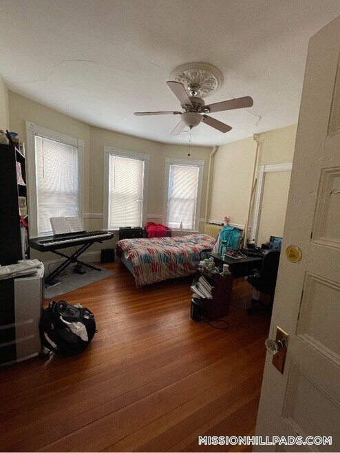 Building Photo - 88 Fisher Ave