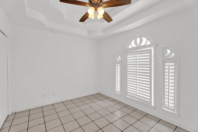 Building Photo - 3 Bed 3 Bath Home in the Laredo's Northside Primavera Subdivision! Available Now!
