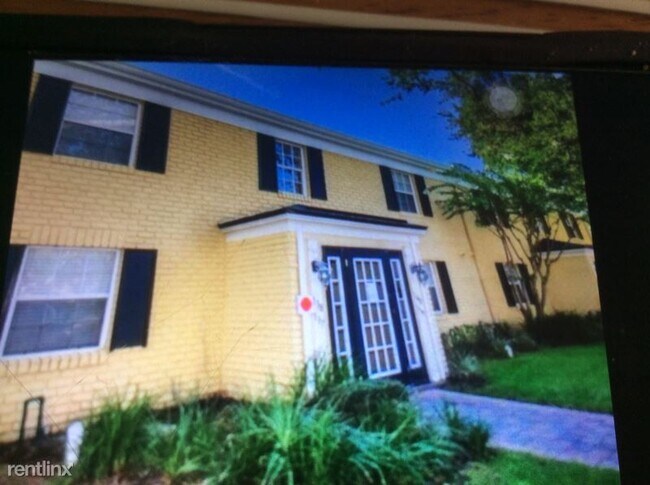Building Photo - 1 br, 1 bath Condo - 160 Lewfield Cir