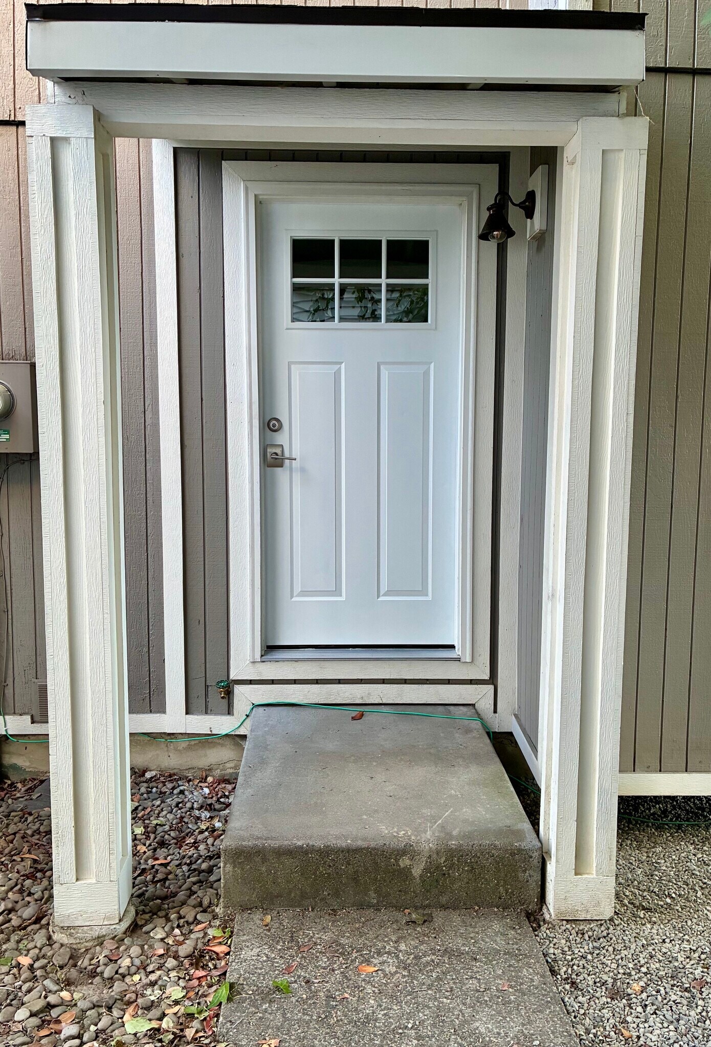 Welcome home - 9301 SW Hill St