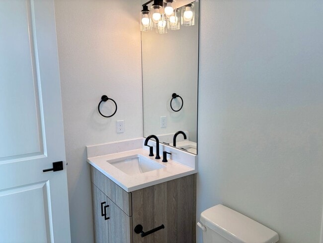 Building Photo - St. Johns New Build - Bright and Spacious End Unit 2 Bedroom with A/C, Washer/Dryer and Private P...