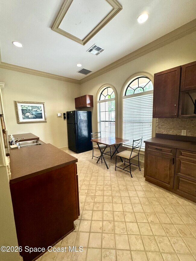 Building Photo - 6421 Borasco Dr