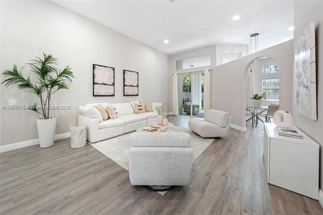 Primary Photo - 2587 Jardin Ct