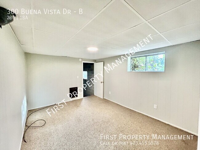 Building Photo - 300 Buena Vista Dr