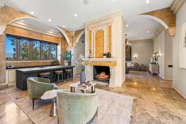 Building Photo - 20 Vía Condotti