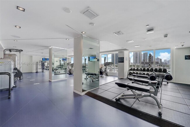 Building Photo - 4250 Biscayne Blvd